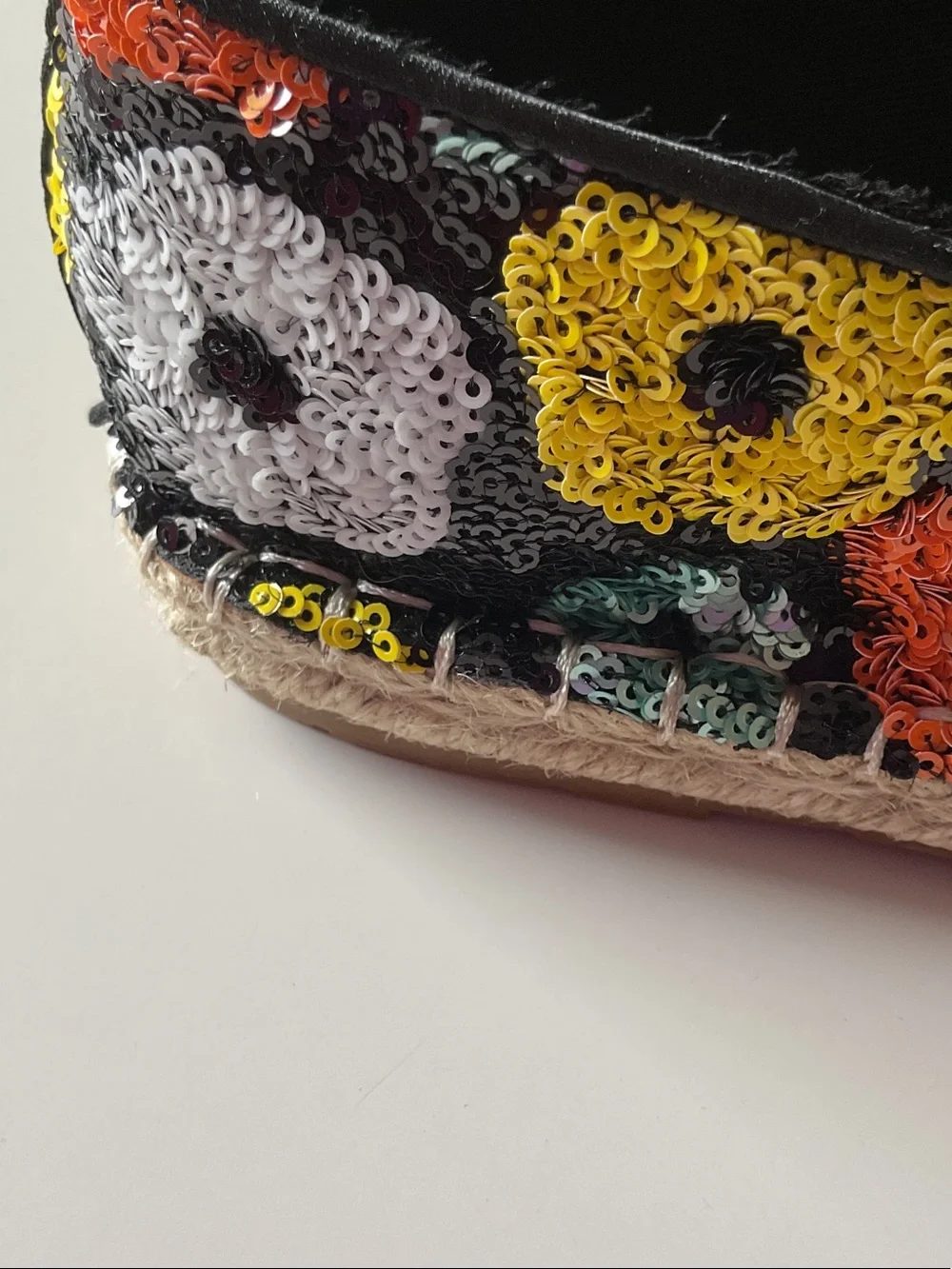 BAMBOO Black Espadrilles with Multicolor Sequin Flowers